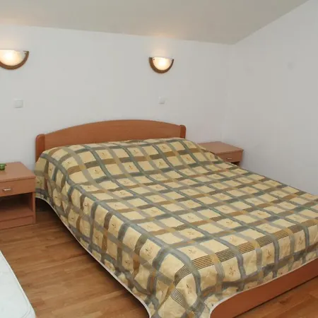 Seaside With A Swimming Pool Brodarica, Sibenik - 4249 Apartman Brodarica