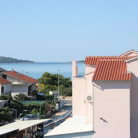Seaside With A Swimming Pool Brodarica, Sibenik - 4249 *