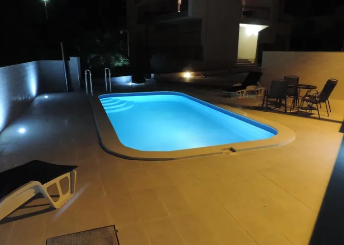 Seaside With A Swimming Pool Brodarica, Sibenik - 4249 * Brodarica (Sibenik-Knin)