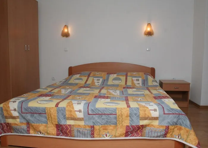 Seaside With A Swimming Pool Brodarica, Sibenik - 4249