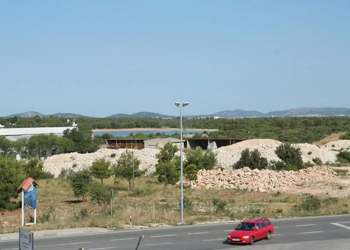 Seaside With A Swimming Pool Brodarica, Sibenik - 4249 * Brodarica (Sibenik-Knin)