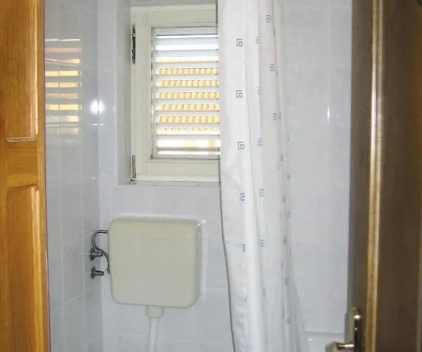 Seaside With A Swimming Pool Brodarica, Sibenik - 4249 Appartement *