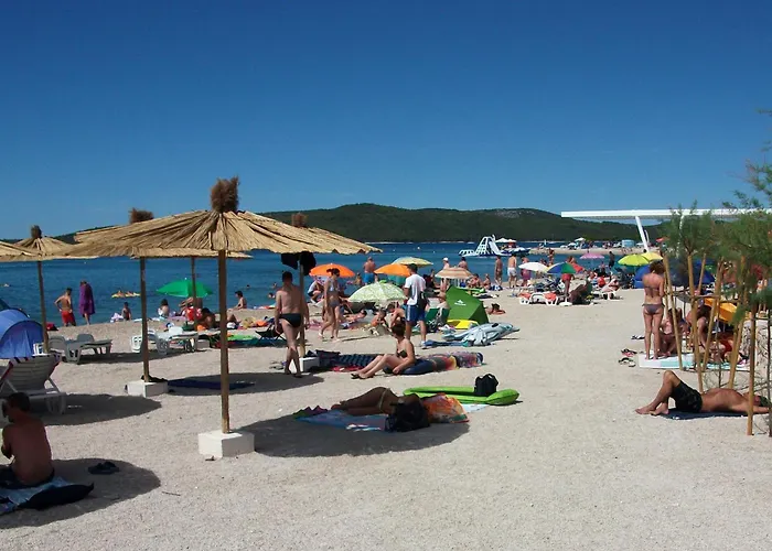 Appartement Seaside With A Swimming Pool Brodarica, Sibenik - 4249 Brodarica (Sibenik-Knin)